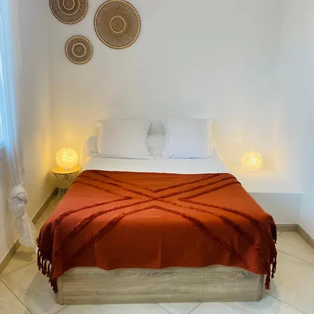 Maison De Pecheur Strelitzia Amarrage 3,8m Par 16m