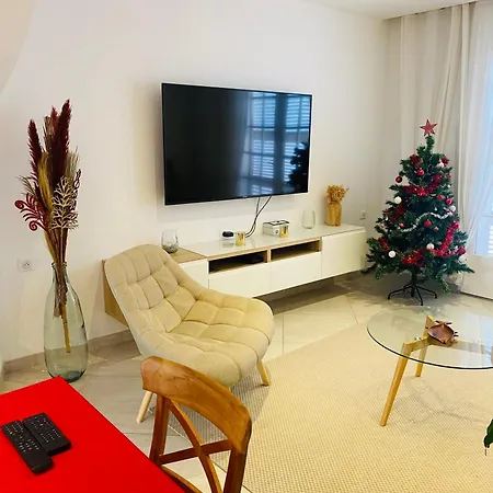 Villa Maison De Pêcheur Strelitzia Amarrage 3,8m Par 16m *