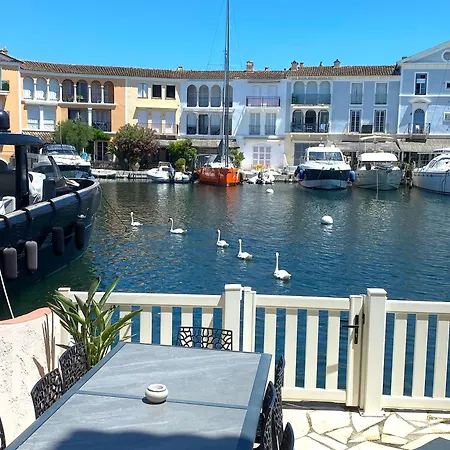 Maison De Pêcheur Strelitzia Amarrage 3,8m Par 16m