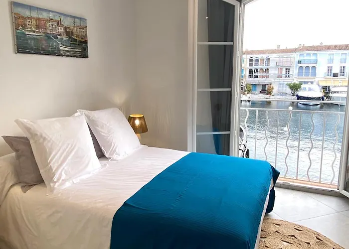 Maison De Pêcheur Strelitzia Amarrage 3,8m Par 16m Grimaud