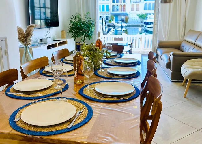 Maison De Pecheur Strelitzia Amarrage 3,8m Par 16m Grimaud