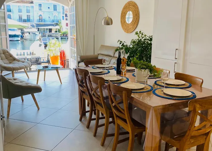 Maison De Pecheur Strelitzia Amarrage 3,8m Par 16m Grimaud