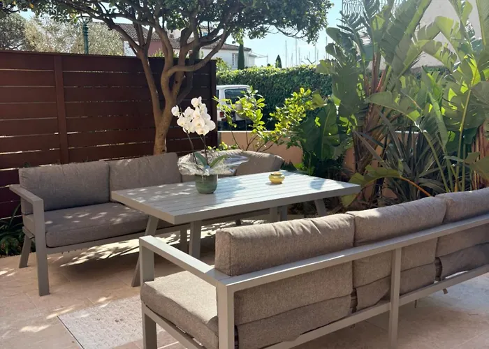 Maison De Pecheur Strelitzia Amarrage 3,8m Par 16m * غريمو